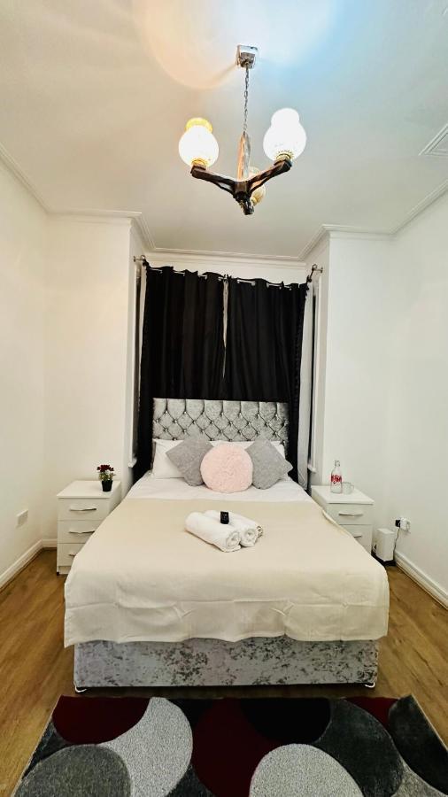 לונדון City Lodge Excel מראה חיצוני תמונה