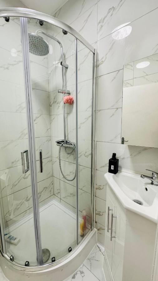 לונדון City Lodge Excel מראה חיצוני תמונה