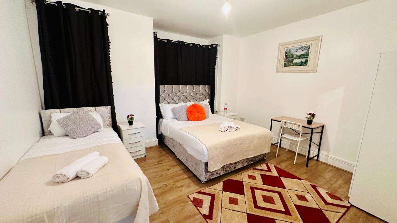 לונדון City Lodge Excel מראה חיצוני תמונה