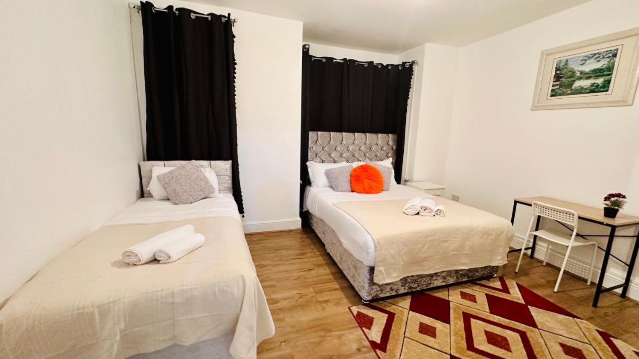 לונדון City Lodge Excel מראה חיצוני תמונה